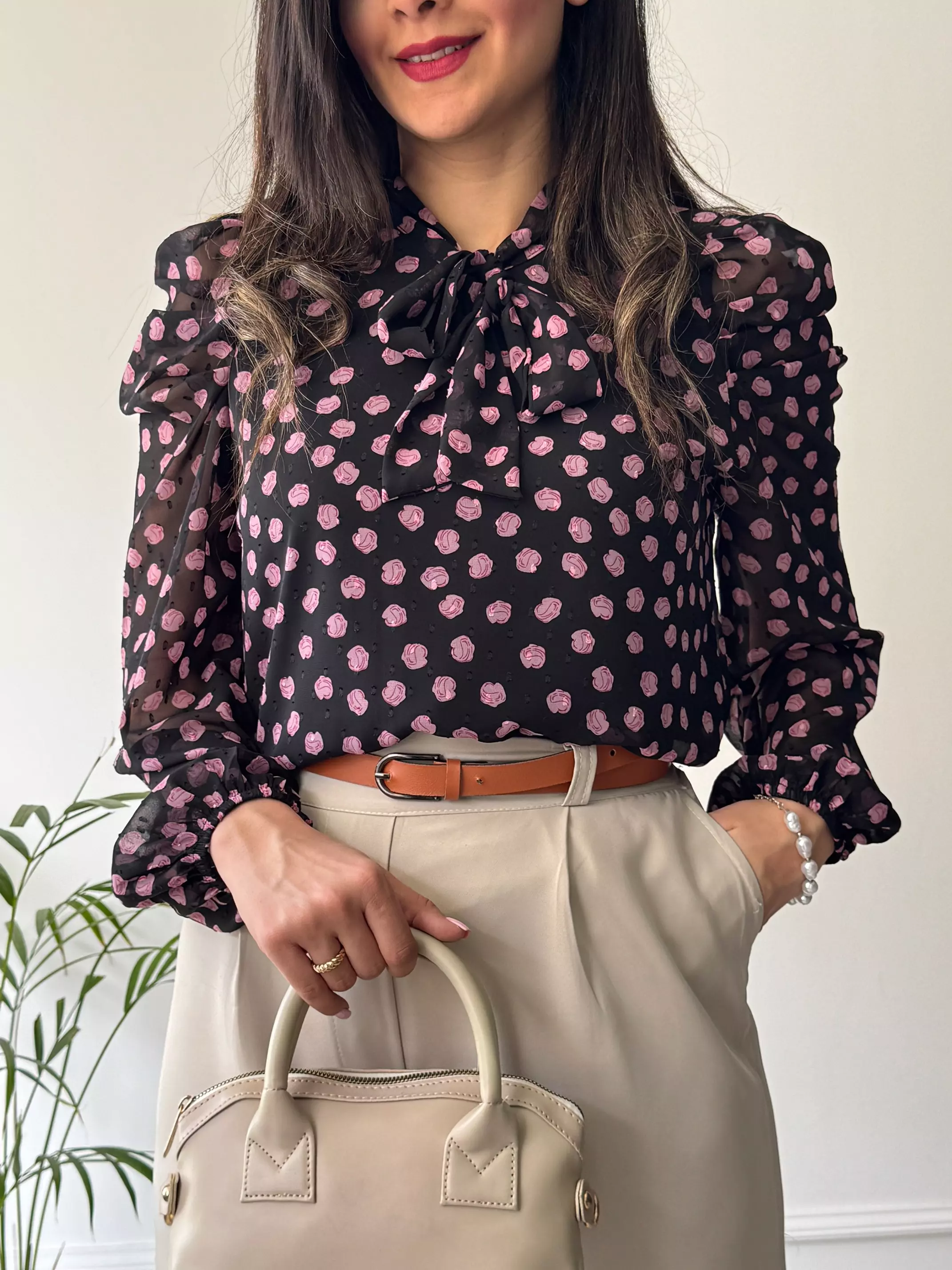 شومیز یقه کراواتی